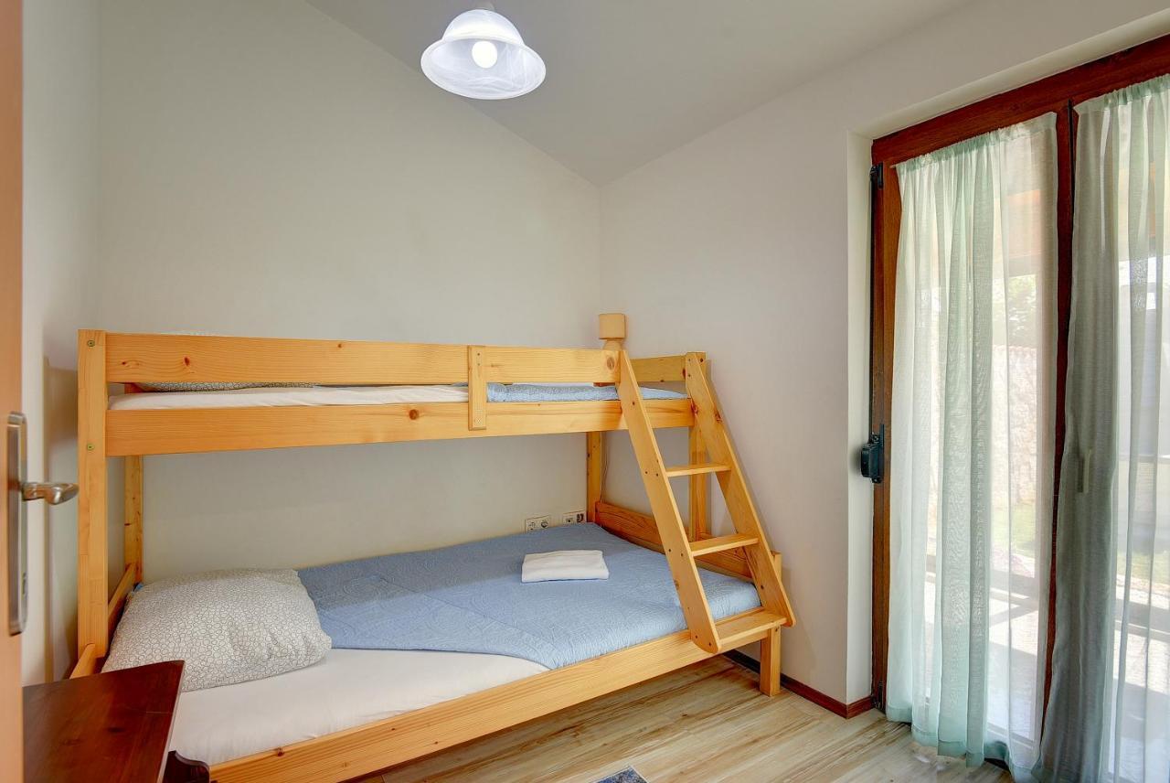 Holiday Home Jasminka Медулин Екстер'єр фото